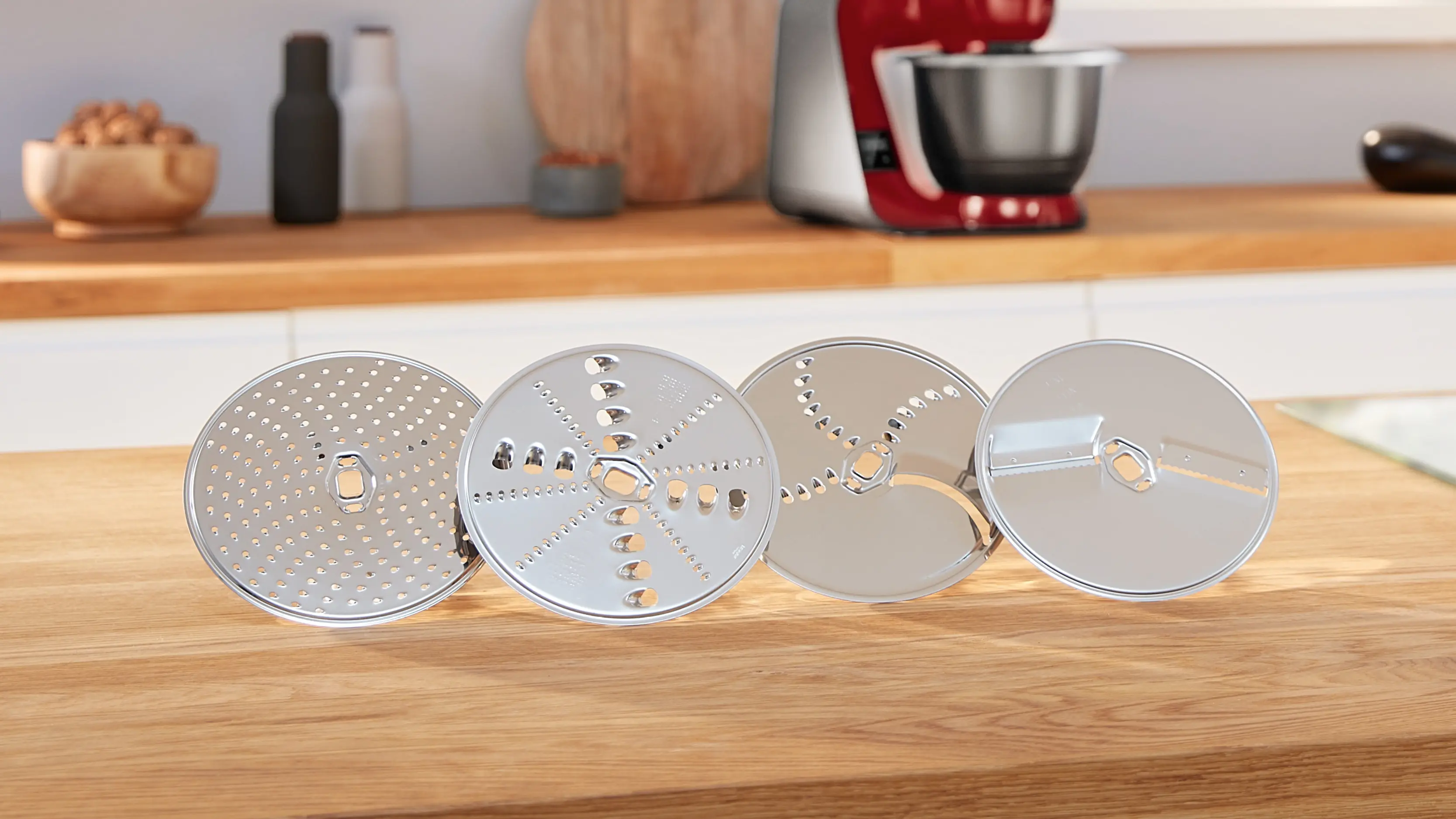 Serie 4 Mutfak Makinesi MUM 5 1000 W Kırmızı, Gümüş - Gorsel 8